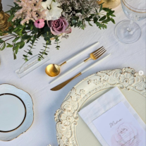 Sundays: when Goa White Gold joins the wedding party – because every table deserves a touch of happily ever after!